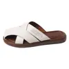 Chinelos Femininos Vintage de Design Nicho com Tiras Cruzadas 2026 Verão Sapatos Mule com Sola Grossa Antiderrapante e Solado Macio com Sensação Confortável