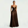 Moda Femenina Europea y Americana de Amazon 2026 Nuevo Elegante Vestido de Tirantes sin Mangas con Escote Bajo en Morado