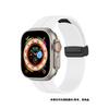 Adecuado para Apple Apple Watch Reloj de silicona con hebilla plegable magnética Correa de color sólido S10/Ultra