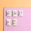 Miniaturas de Cartón de Leche Imitación Accesorios de Resina Adornos de Pegamento de Crema para Manualidades Juguetes de Comida Decoraciones Creativas Venta al por Mayor