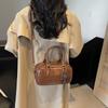 As Bolsas Pequenas Populares para Mulheres neste Outono e Inverno são Versáteis 2025 Nova Moda Bolsa Transversal de Ombro Único Bolsa Satchel Retrô Bolsa Travesseiro