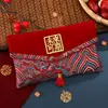 Envelope Vermelho de Ano Novo Tecido Cetim de Alta Qualidade Bordado Dez Mil Yuan Envelope Vermelho Título da Lista Dourada de Aniversário Novo Estilo Chinês Saco de Dinheiro da Sorte