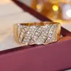 Joyería Europea y Americana Anillo Rectangular Personalidad Retro Tendencia Accesorios Completamente Diamantados para Mujer Anillo de Piedra Blanca Joyería Transfronteriza