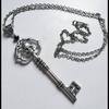 Venta Caliente, Collar de Llave de Calavera Gótico Plata Antigua Collar de Cristal