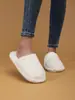 Novas pantufas peludas outono e inverno para uso doméstico, silenciosas, quentes, pantufas de algodão moda europeia e americana para mulheres, atacado