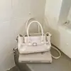 Shuai Mijia 2026 Outono Nova Bolsa de Mão Elegante e Simples Bolsa Feminina Bolsa de Ombro Retrô Bolsa Transversal para o Trabalho Bolsa de Axila