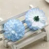 Flor de Crisantemo Bola de Mil Capas Simulación 5CM DIY Zapatos Sombreros Flores de Seda Cabezas de Flores Decoración de Escena Flores Corona Materiales