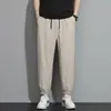 Pantalones Jogger de Seda Helada de Verano para Hombre, Corte Holgado, Largo Nueve Décimos, Estilo Delgado, Deportes al Aire Libre, Versión de Exportación Japonesa y Coreana, Pantalones Casuales Frescos y de Secado Rápido