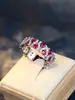 Moda Europeia e Americana Elegante Anel Completo Redondo de Zircônia Micro-Pavimentado com Diamante Branco Nicho de Luxo Acessível Estilo Quente