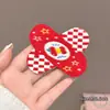 Dulces accesorios para el cabello de otoño e invierno para mujer, con un diseño de caricatura y un estilo divertido y juguetón, con una nueva colección 2026 de lindos pasadores para el cabello para niños