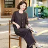 Conjunto de Tres Piezas para Madres Otoño-Invierno 2026, Atuendo Rejuvenecedor para Mujeres de Mediana Edad, Chaleco Superior de Otoño, Conjunto Elegante Versátil