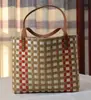 Bolsas Tejidas Hechas a Mano al por Mayor Marca de Moda Bolsas Cesta para Mujer Bolsos de Gran Capacidad Bolsas de Playa para Mujer en Stock