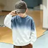 Sudadera infantil para primavera, otoño e invierno, estilo nuevo para niños pequeños, parte superior con forro polar, camiseta básica casual holgada de manga larga y cuello redondo para niños