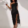 Vestido Longo de Malha Perspectiva Perfurado a Quente Feminino Ombro Único Design de Franjas Babados Irregulares Fenda Alta Vestido de Gala para Banquete 1218