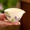 Taza de Cerámica Esmaltada Beige Hecha en Fábrica con Diseño de Flor de Iris, Taza Individual de Alto Nivel para Set de Té Kung Fu, Taza para Compartir Té