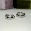 Pendientes Pequeños Exquisitos de Estilo Coreano con Microincrustaciones de Diamantes para Mujer, Diseño de Nicho, Simples y Elegantes, Pendientes de Estilo Fresco y Discreto