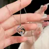 Collar de Delfín Soñador para Mujer 2026 Nuevo Versátil Estudiante Colgante de Circonita Cadena para Clavícula Dulce y Elegante Joyería al por Mayor