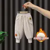 Calças grossas com forro de fleece para meninos e crianças, estilo estrangeiro, casaco de inverno, populares na internet, quentes, estampa de leopardo, forradas de fleece
