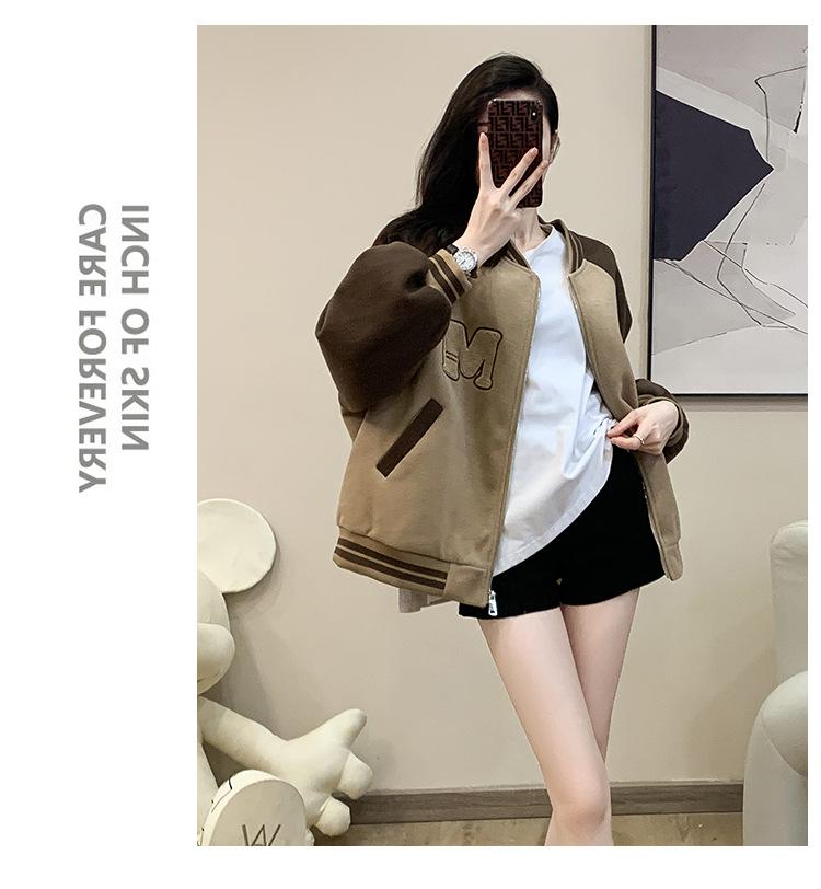 跨境淘货源分销2023秋冬季新款街头潮流减龄小个子爆款欧货网红款运动毛呢外套棒球服休闲运动气质休闲时尚流行新款秋冬装秋冬装女装时尚毛呢外套棒球服毛呢外套棒球服女装秋冬季毛呢外套棒球服女毛呢外套棒球服女女士运动服女装毛呢外套棒球服休闲毛呢外套棒球服秋冬季毛呢外套棒球服女装时尚毛呢外套棒球服盐系休闲毛呢外套棒球服女装2023百搭设计感小众洋气欧货阿里国际站跨境采购Cross-border, shopping source, distribution, 2023 autumn and winter new, street trends, age reduction, small, explosive, European goods, network red, sports woolen coat, baseball clothes, casual sports, temperament leisure, fashion popular, new autumn and winter wear, autumn and winter wear women's clothing, woolen coat, baseball clothes, women's autumn and winter, woolen coat, baseball clothes, Woolen coat baseball wear women, women's sportswear, women's woolen coat baseball wear, casual woolen coat baseball wear autumn and winter, women's fashion, salt department, casual woolen coat baseball wear women's wear, 2023 all match design sense, niche fashion, Ali International Station, cross-border procurement