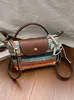 Nova Bolsa Estilo Flap Color Block, Quadrada Horizontal de Palha PU Tecida na Moda e Tendência, Bolsa de Ombro, Bolsa Transversal, Bolsa de Mão