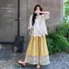 Conjunto de Moda Verão 2026 Casual Jovem Emagrecedor Renda Bordada Crochê Top e Calça de Pernas Largas