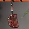 Peine de Masaje Meridianos Tallado de Sándalo Verde, Artesanía de Madera para Mujeres, Peine de Bolsillo Portátil Estilo Antiguo, Colgante de Paisaje, Accesorio para Bolso