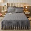 Faldón de cama acolchado grueso tipo 1.8 m cubrecama de una sola pieza funda de cama antideslizante sábana guardapolvo cama de 1.5 m juego de tres piezas