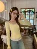 Camiseta floral de manga larga tipo dos piezas en color amarillo cremoso para mujer, estilo Primavera 2026, suave y dulce, perfecta para figuras petite