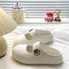 Sapatilhas Mary Jane Macias Bico Redondo Slip-on com Biqueira de EVA para Mulheres Sapatos de Furo Atmosféricos Versáteis Exquisitos