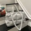 Bolso de Hombro Casual Relajado de Gran Capacidad, Nuevo Verano 2026, Versión Coreana de Moda, Alto Valor Estético, Bolso Cuadrado Pequeño de Color Sólido, Moderno