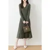 Nuevo Estilo Otoño e Invierno 2026 Vestido de Punto 100% Lana Pura para Mujer Cuello en V Cintura ceñida Manga Larga Suéter de Lana Falda Corta para Mujer