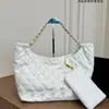 Bolso tote de patrón de diamantes vintage, lujo ligero, gran capacidad, con correa de cadena metálica, bolso tote versátil para hombro y axila