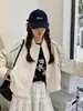 Jaqueta de baseball casual para mulheres, design de outono de alta qualidade, moderna, modelagem solta, jaqueta feminina versátil