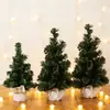 Árbol de Adornos de Amazon 20cm Árbol de Decoración Navideña Mini Decoraciones Navideñas para Centros Comerciales Árbol Pequeño de Escritorio Simulación de Aguja de Pino