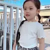 Camiseta de Manga Curta de Seda de Gelo 2026 Novo Estilo Coreano Conjunto de Verão para Meninas Calça Versátil Estilosa Anti-Mosquito Conjunto de Duas Peças