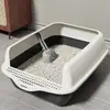 Caja de arena anti-salpicaduras para gatos grande semi-cerrada inodoro para gatos abierto valla alta caja de arena para gatos suministros para gatos al por mayor