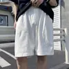 Shorts de Cor Sólida de Secagem Rápida para Homens, Verão 2026 Novo Estilo Coreano Solto Esportivo Versátil Casual Shorts de Cinco Pontos Tendência da Moda Masculina