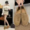 Zapatos Perezosos de Moda 2026 Zapatos de un Solo Color Slip-ons Mocasines Estilo Mujer Nuevo Fondo Plano Retro Casual Otoño Versátil Antiguo