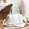 Bolso Grande de Mujer 2026 Nuevo Modelo Bolso de Mano de Cuero Suave Bolso Versátil Ligero de Hombro Cruzado Bolso de Mujer para Viajar Transfronterizo