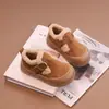 Sapatos Casuais para Meninas Sapatos de Algodão Dupla Camada Infantil Botas de Neve 2026 Chegada Nova de Inverno Sapatos de Algodão com Pelo Birkenstock para Bebê