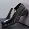Zapatos de piel para hombre 2026 nuevo modelo de otoño, transpirables casuales estilo británico piel genuina versátiles para negocios de alta gama zapatos derby para hombre