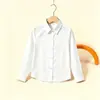 Nuevas camisas de manga larga para niños y niñas, camisas de manga larga infantiles para primavera y otoño, hechas de tela Oxford, cómodas, versátiles, hipoalergénicas y suaves