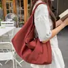 2026 Bolsa Tote Feminina Nylon Nova Retrô Versátil Bolsa de Moda Macia Grande Capacidade Ombro Único Casual Axila Trabalho