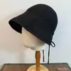 Sombrero de Pescador Retro Japonés para Mujer, Primavera y Verano, Versátil, Transpirable, Adelgazante de Rostro, con Correas de Amarre, Sombrero de Sol con Ranura Trasera, Sombrero Loli