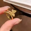 Anillo de Corazón Flor Mariposa Zirconia Super Flash Coreano Diseño de Nicho Anillo para Dedo Índice Lujo Accesible Joyería de Mano de Gama Alta para Mujeres