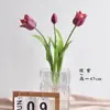 Flores Artificiais Tulipa Pássaro de Fogo de 3 Cabeças Buquê Borracha Macia Simulação Decoração de Casa Estilo Ins Flor para Fotografia de Mão
