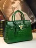 Bolsa Europeia e Americana Estilo Novo 2026, Bolsa Elegante Platina, Bolsa Grande com Padrão de Crocodilo, Bolsa para Mãe de Meia-Idade, Bolsa Feminina de Couro Rígido