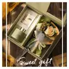 Regalo creativo de vacaciones para niñas para darle a mamá o a la maestra: ramo práctico de claveles con fragancia duradera set de regalo
