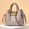 Bolso de Mujer de Cuero Suave de Alta Gama 2024 Nuevo Bolso de Mano para Mujer Versátil a la Moda Estilo de Hombro Cruzado Bolso Grande Moderno