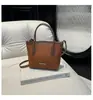 Bolsos para Mujer 2025 Nueva Moda Bolso de Hombro Bolso Cubo de Nicho Bolso Cruzado Bolso Sencillo para el Trabajo para Mujer
